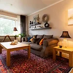 شقة Vasko Luxurious Suites, Ailo